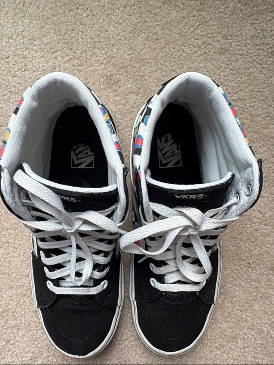 Vans Sk8-Hi High-Top Sneakers with Butterflies CheckerBoard Panels - Picture 6 of 6